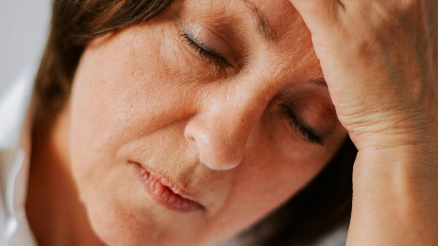 9 simptome ale menopauzei care pot fi înfricoșătoare dacă nu știi ce se întâmplă 51 9 menopause symptoms that feel genuinely scary when you dont know whats happening 6a4c2d6b9af0e