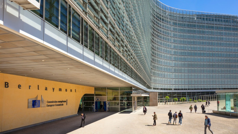 Absolvenții școlilor profesionale pot accesa în premieră stagii plătite la Comisia Europeană 51 absolventii de scoli profesionale vor avea in premiera acces la stagii platite la comisia europeana ce trebuie sa stie candidatii 6a59080863d54