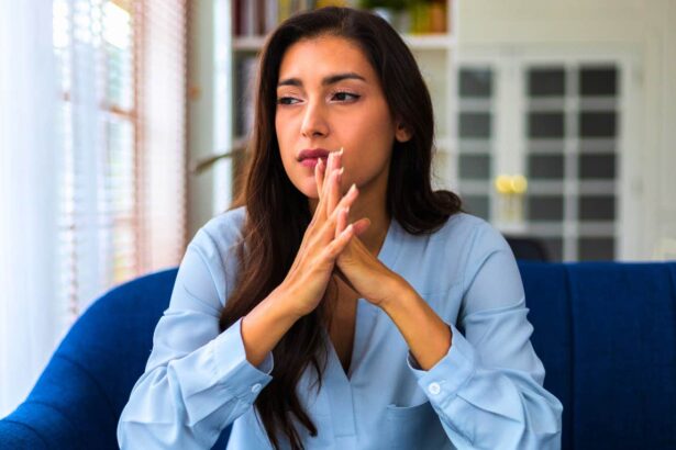 adults who rarely call their parents for advice usually grew up learning 7 sad lessons 6a53c2b51de6b
