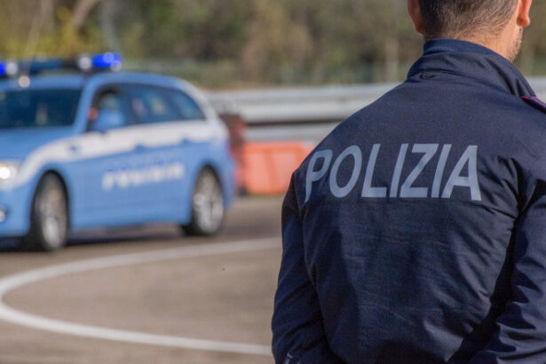 ancheta in italia dupa ce un barbat de 43 de ani a murit in timp ce era imobilizat de politisti 6a5dcf0220452