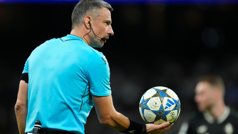 Arbiterul finalei Cupei Mondiale 2026, după experiența cu FCSB în Europa League 51 cm 2026 se stie cine va arbitra finala cupei mondiale slovenul a fost la centru in umilinta fcsb cu lazio roma in europa league 6a5a0f938be80