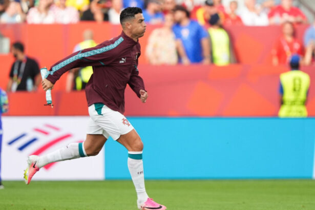 cristiano ronaldo se va retrage din nationala portugheza dupa cupa mondiala anunta sora fotbalistului 6a4749d17e706