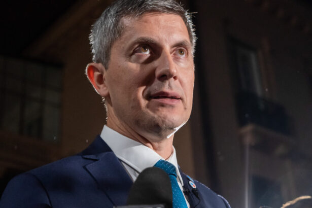 dan barna dupa audierile la dna in dosarul vaccinurilor este ca si cum cumperi 100 de tancuri si apoi esti acuzat ca le ai cumparat 6a50f4d6e4f2f