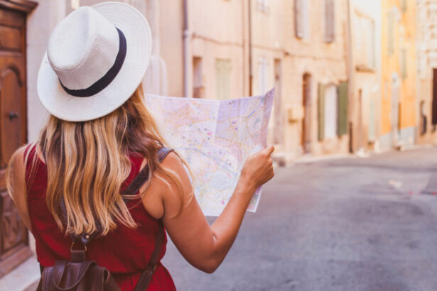 destinatia turistica din italia unde turistii risca amenzi daca se plimba fara tricou sau in costum de baie era si timpul 6a5afecb2792e