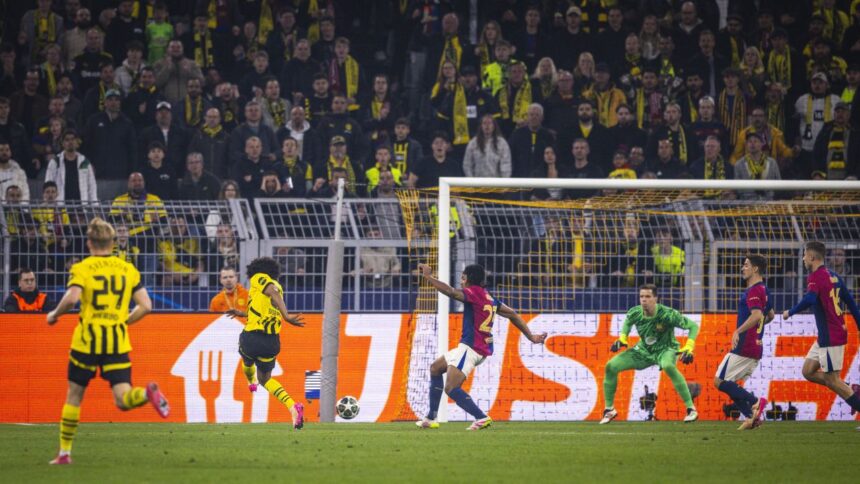 Fotbalistul de origine română a semnat cu FC Barcelona 51 e gata fotbalistul cu origini romanesti semneaza cu barcelona 6a5128e68efde