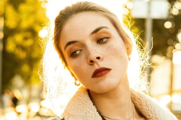 emotionally neglected daughters grow into women who usually become obsessed with 9 things 6a496ef8554a2