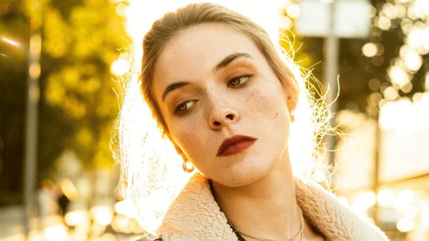 emotionally neglected daughters grow into women who usually become obsessed with 9 things 6a496ef8554a2