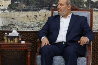 hamas are un nou lider negociatorul sef al organizatiei teroriste khalil al hayya ales succesor al lui yahya sinwar 6a5e46bd07ac5