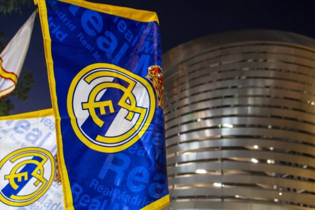 lobby incredibil catre real madrid daca trebuie sa vindem bernabeu pentru a l transfera asa sa fie 6a452f3c92089