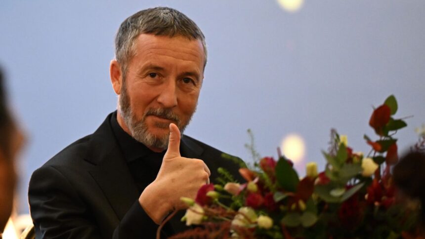 Mihai Stoica dezvăluie două transferuri la FCSB: "Avem un acord, luni se va rezolva" 51 mihai stoica anunta doua transferuri la fcsb avem un gentlemans agreement luni cred ca se rezolva 6a49944266555