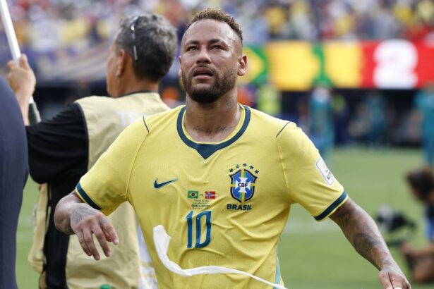 news alert cu lacrimi in ochi neymar si a anuntat retragerea din nationala braziliei s a terminat 6a4b563c6ccaf