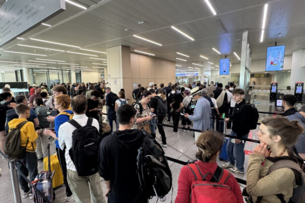 noul sistem de control la frontiere al ue tripleaza timpul de trecere prin controlul pasapoartelor avertizeaza operatorii aeroportuari 6a5ce72d0b174