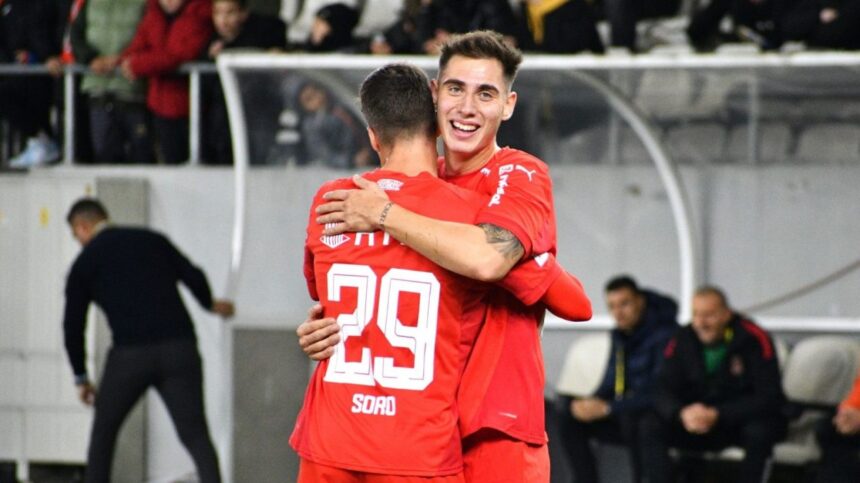 oficial doua rezilieri si doua imprumuturi la dinamo 6a5c95e3b5b73