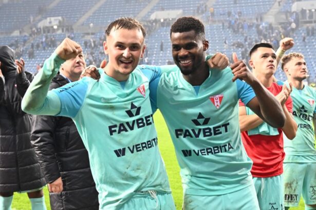 oficial la doi ani dupa accidentarea horror fotbalistul din superliga a fost prezentat in italia 6a50d488a7a73