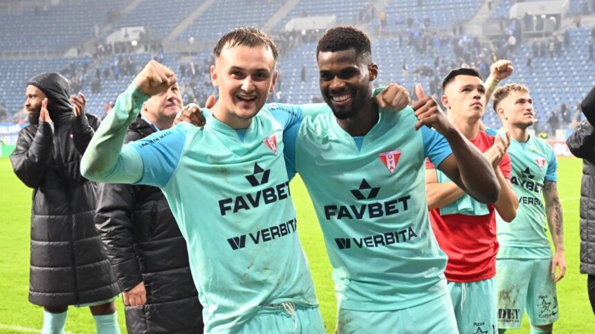 Fotbalistul din Superligă, prezentat în Italia după doi ani de la accidentarea gravă 51 oficial la doi ani dupa accidentarea horror fotbalistul din superliga a fost prezentat in italia 6a50d488a7a73