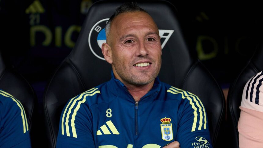 Santi Cazorla anunță retragerea din fotbal: cariera și realizările „Micului Magician” 51 oficial santi cazorla s a retras din fotbal cifrele si cariera micului magician 6a4648922a257