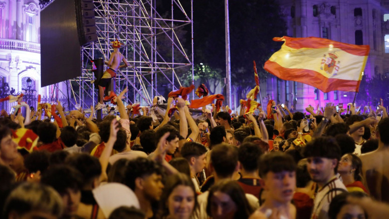 tragedie in spania dupa castigarea cupei mondiale un baiat de 13 ani a murit in timpul celebrarii victoriei 6a5e029b3b3fa