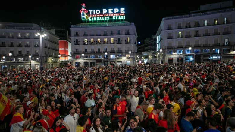 video cm 2026 spania campioana mondiala la fotbal fiesta pentru la roja campeones campeones au strigat fanii de bucurie 6a5db2ebc1eaa