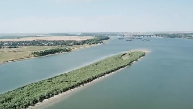 Dunărea scade dramatic la Galați, sub nivelul critic: „Ne așteptăm la ce e mai rău” 51 video dunarea scade alarmant nivelul fluviului a coborat sub pragul critic la galati ne asteptam la ce e mai rau 6a4c7abea7e07